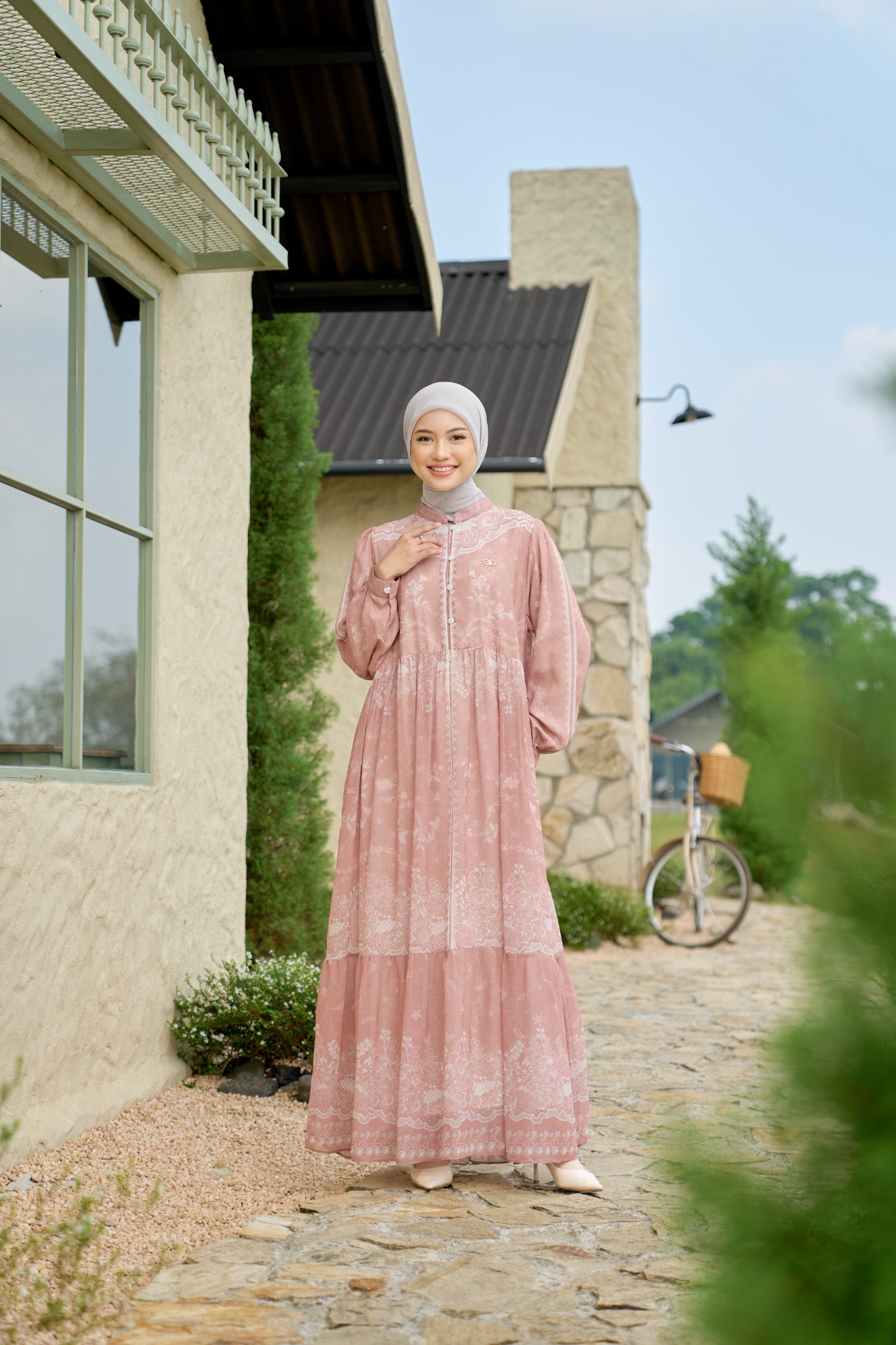Livy Dress warna Silver