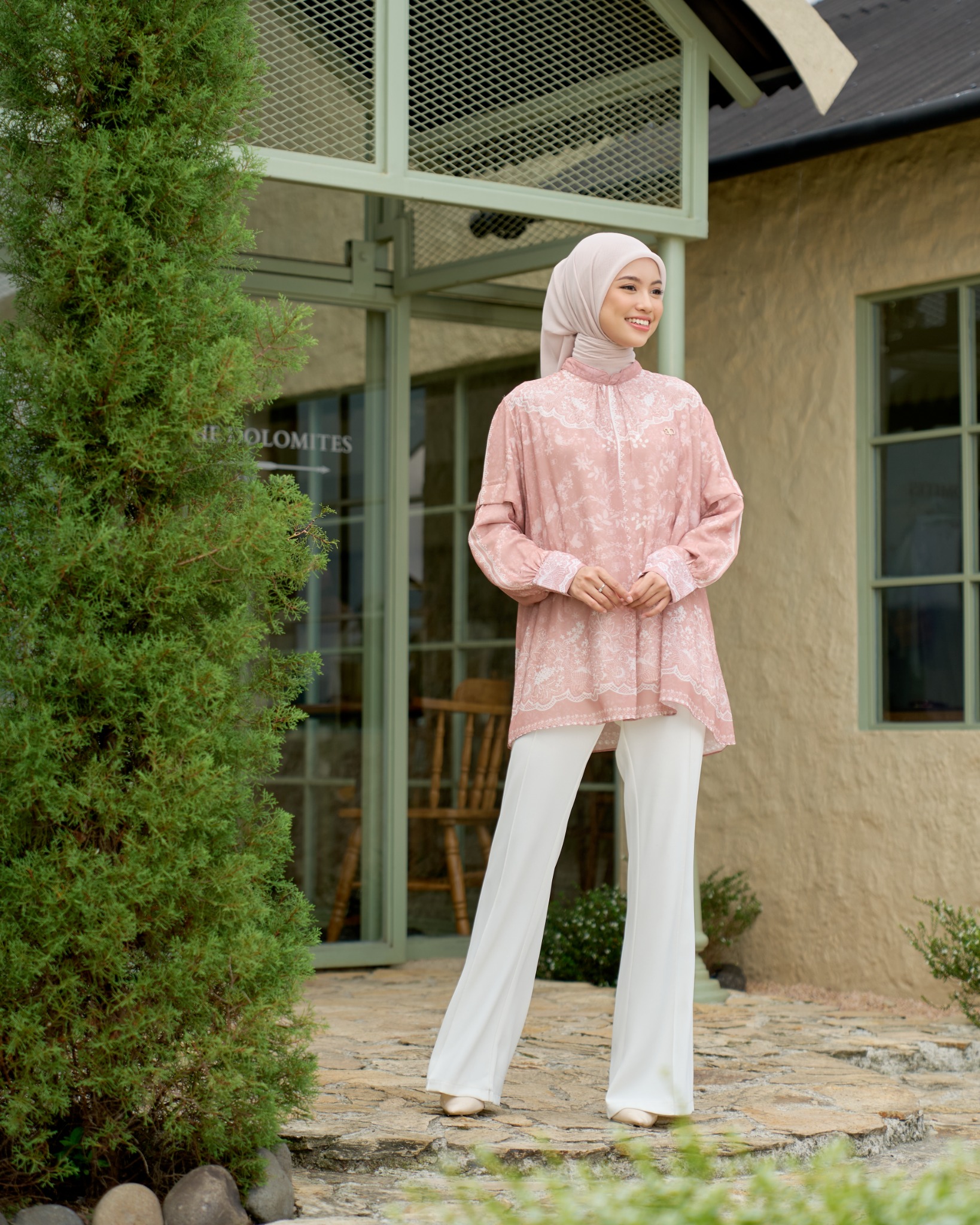 Livy Top warna Silver